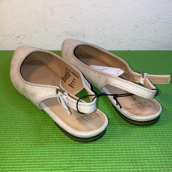 Time and Tru Women's Nude Sling back Flats Size 7 memory Foam fabric upper NEW - Picture 3 of 7